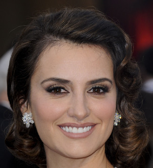Penelope Cruz limiting work to Penelope Cruz limiting work to